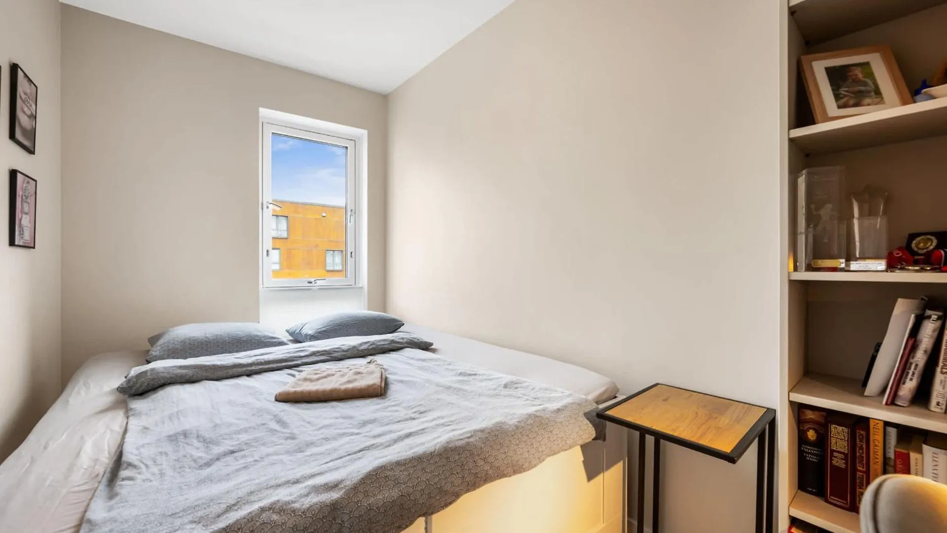 Roomsly Apartments - City Flat With Private Balcony Bergen